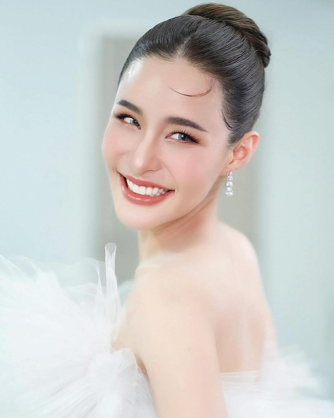 อาทิตย์ใส - ‘ไบร์ท’ถึงเวลาต้องโต จริงจังชีวิต-เลิกเพลย์บอย