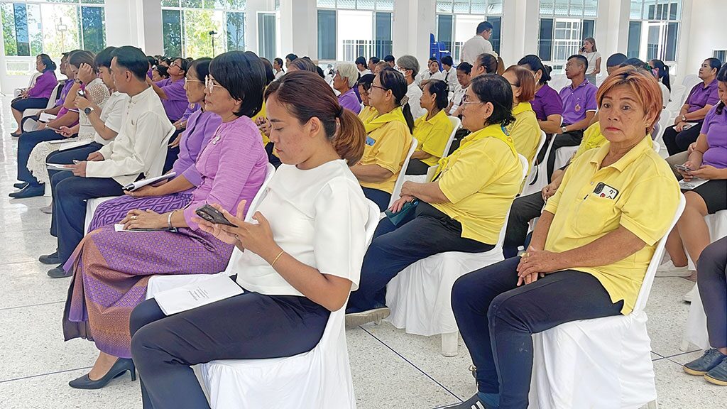 ข่าวสดพระเครื่อง - คณะสงฆ์ปทุมธานี-รวมใจ ถวายพร‘สมเด็จพระราชินี’