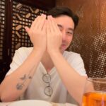 ไม่ต้องส่อง ผจก.ลงเอง พี่หมื่นชวิณ ร่วมทริปไหว้พระที่ฮ่องกง กับ เบลล่า สักขีพยานเต็มโต๊ะ