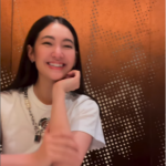 ไม่ต้องส่อง ผจก.ลงเอง พี่หมื่นชวิณ ร่วมทริปไหว้พระที่ฮ่องกง กับ เบลล่า สักขีพยานเต็มโต๊ะ