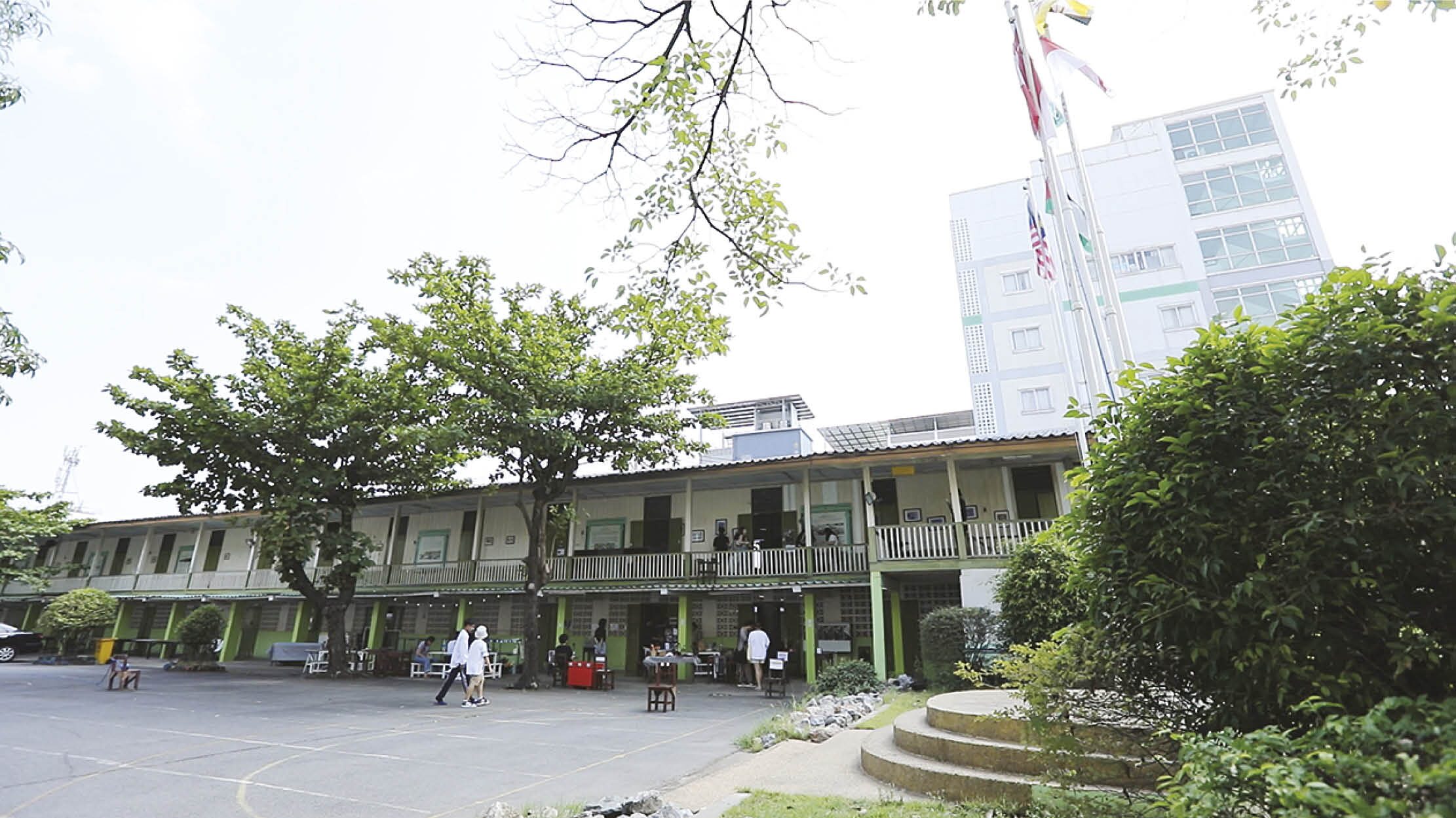 สดจากเยาวชน - เรื่องเล่าของดอกไม้ สีสันแห่งบางอ้อ
