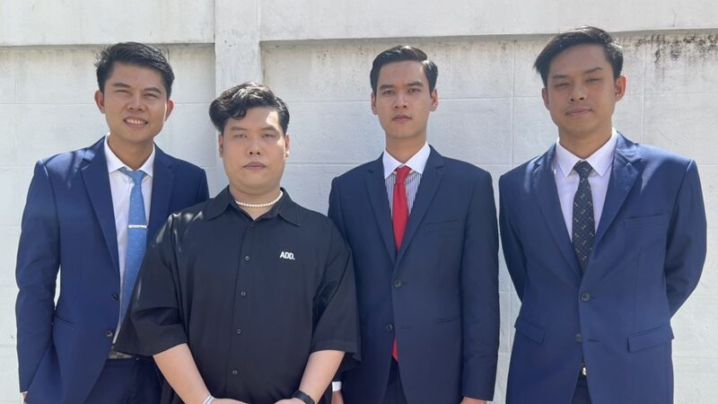 บันเทิงหน้าตุ๊ด ลุยฟ้อง