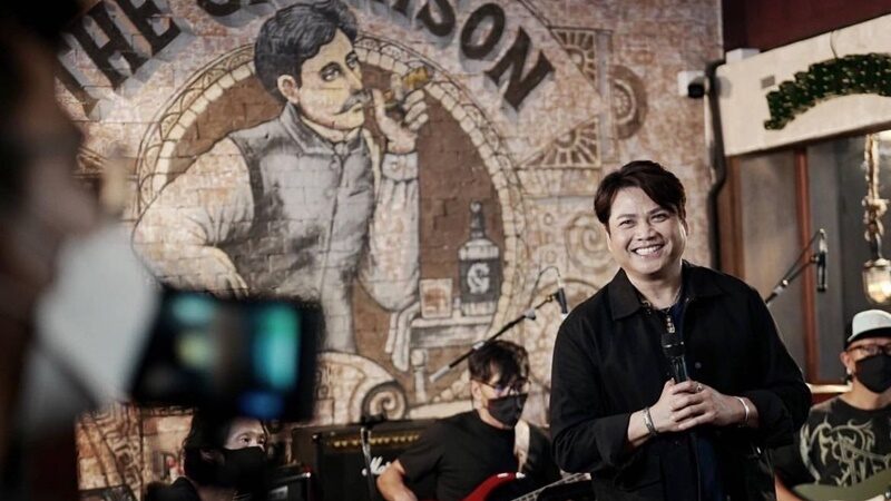 พลพล เป็นห่วง