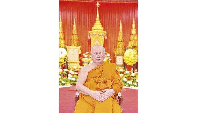 รอบด้านวงการสงฆ์