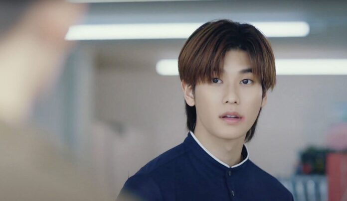 อาทิตย์ใส