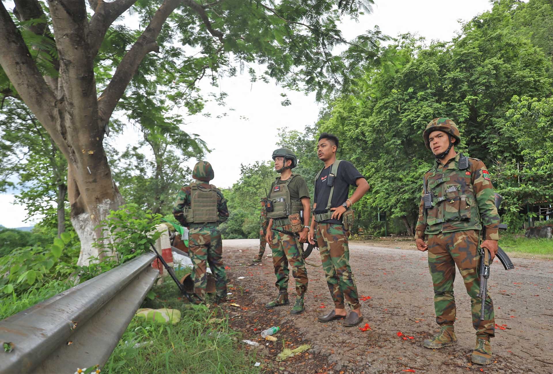 เมียนมาระส่ำอีก! ฝ่ายต้านรัฐบาลทหาร “ยิงจรวด 2 ลูก” โจมตีสนามบินกรุงเนปยีดอ