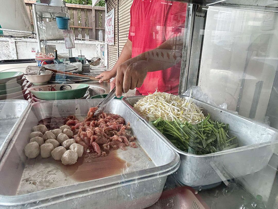 สวรรค์ในครัว - โกเอี่ยม เนื้อตุ๋นหมูตุ๋น ก๋วยเตี๋ยวเจ้าเด็ดอร่อยคุ้ม