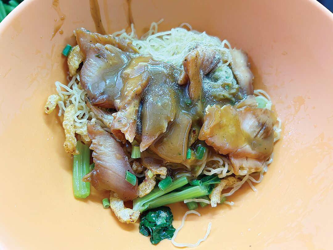 อิ่มอร่อย - ‘ลักตี๋’บะหมี่เกี๊ยวทะเล ตำนานความอร่อยกว่า 20 ปี