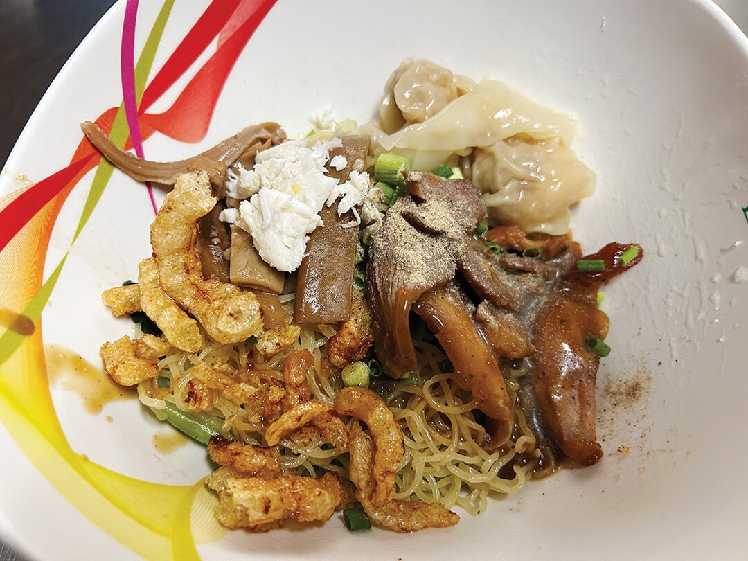 อิ่มอร่อย - ‘ลักตี๋’บะหมี่เกี๊ยวทะเล ตำนานความอร่อยกว่า 20 ปี
