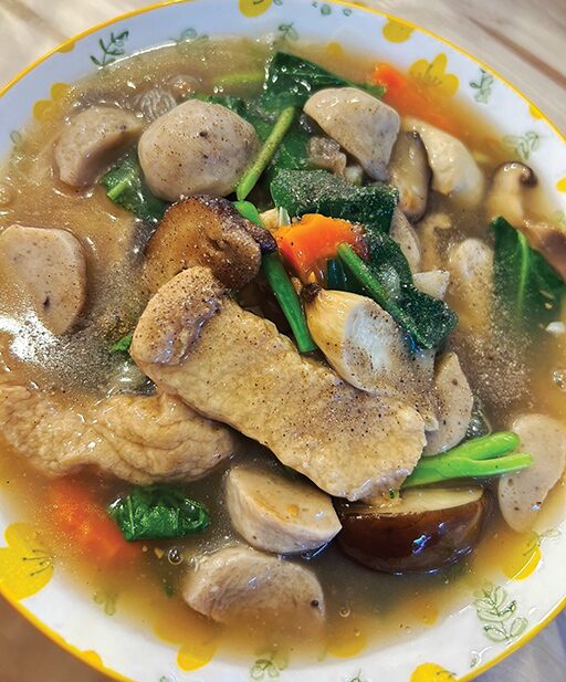 หลาก&หลายอิ่มอร่อย - ‘โอบใจ โฮมคาเฟ่’อ่างทอง อาหารมังสวิรัติยอดฮิต