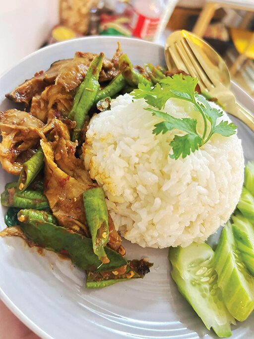 หลาก&หลายอิ่มอร่อย - ‘โอบใจ โฮมคาเฟ่’อ่างทอง อาหารมังสวิรัติยอดฮิต