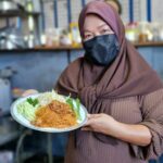 หมี่ผัดกะทิปูม้า อาหารพื้นเมือง เมนูคัดสรรวัตถุดิบสดใหม่ ท้องทะเลอันดามัน การันตีความอร่อย