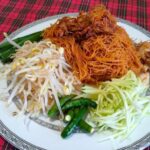 หมี่ผัดกะทิปูม้า อาหารพื้นเมือง เมนูคัดสรรวัตถุดิบสดใหม่ ท้องทะเลอันดามัน การันตีความอร่อย