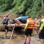 ระดมเจ้าหน้าที่ เดินเท้า-ล่องเรือ เร่งค้นหา แม่เฒ่า พลัดหลงป่านาน 5 วัน ยังไม่พบตัว