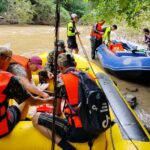 ระดมเจ้าหน้าที่ เดินเท้า-ล่องเรือ เร่งค้นหา แม่เฒ่า พลัดหลงป่านาน 5 วัน ยังไม่พบตัว