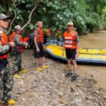 ระดมเจ้าหน้าที่ เดินเท้า-ล่องเรือ เร่งค้นหา แม่เฒ่า พลัดหลงป่านาน 5 วัน ยังไม่พบตัว
