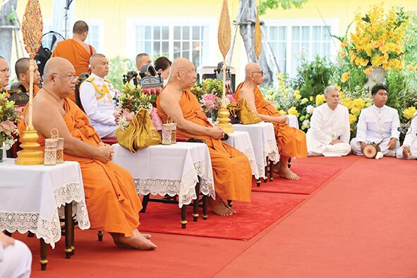 สกู๊ปพระเครื่อง - พุทธมหาจักรพรรดิวัดโบสถ์ เฉลิมพระเกียรติ‘รัชกาลที่10’