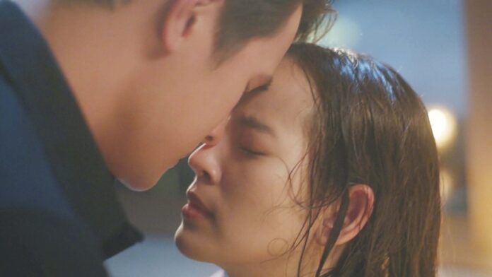 อาทิตย์ใส