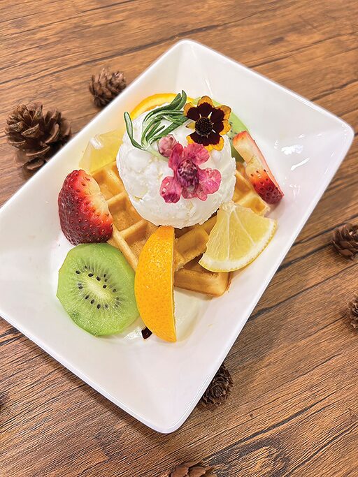 หลาก&หลายอิ่มอร่อย - ‘โอบใจ โฮมคาเฟ่’อ่างทอง อาหารมังสวิรัติยอดฮิต