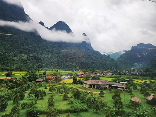 หลาก&หลายท่องเที่ยว - นั่งรถไฟความเร็วสูงลาว-จีน สัมผัสประสบการณ์สุดชิล