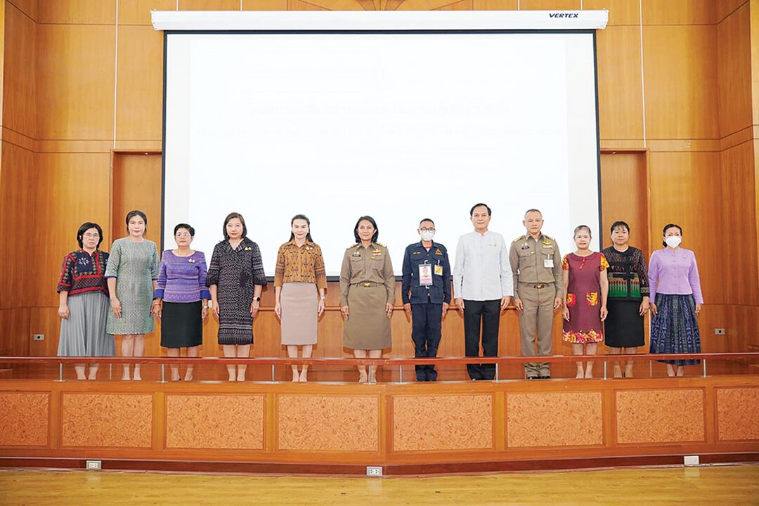 ข่าวสดพระเครื่อง - อบรมเทคนิควิธี‘แทงหยวก’ จนท.ปฏิบัติงานพิธีการศพฯ