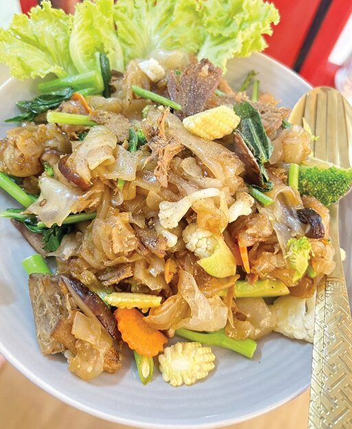 หลาก&หลายอิ่มอร่อย - ‘โอบใจ โฮมคาเฟ่’อ่างทอง อาหารมังสวิรัติยอดฮิต