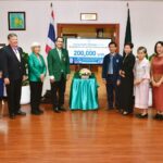 ชมรมมวลมิตรสาธิตเกษตร ร่วมกับโรงเรียนสาธิตเกษตร ฯ มอบเงินสมทบสร้างโรงพยาบาล มก.