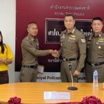สตช. มอบเงินช่วยเหลือตำรวจจราจร สภ.เขวาใหญ่ ถูกจยย.พุ่งชนขณะตั้งจุดตรวจ