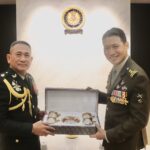 “ผบ.ทบ.” เดินทางเยือนสิงคโปร์ รับมอบเหรียญอิสริยาภรณ์เชิดชูเกียรติด้านการทหาร