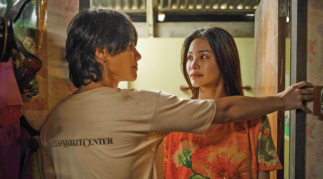 อาทิตย์ใส - ‘เจฟ-อิงฟ้า’เคมีปีศาจ สลัดตัวตนสร้างตัวละคร