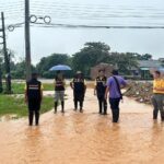 มท.2 สั่งการ สถ. ประสาน อปท. เร่งช่วยเหลือผู้ประสบอุทกภัย