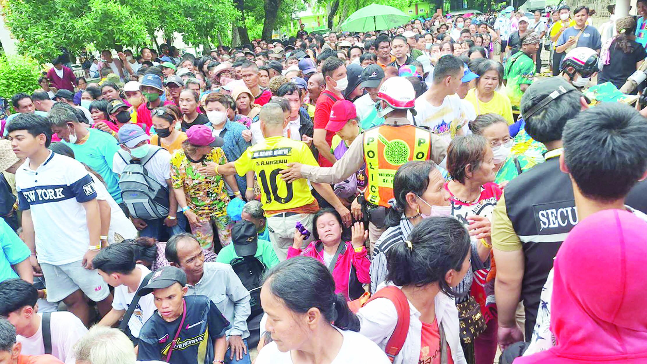 ข่าวสดพระเครื่อง - ‘สามสิงห์ อมูเลท’ปลุกเสก เหรียญยอดเศรษฐี หลวงปู่ศิลา