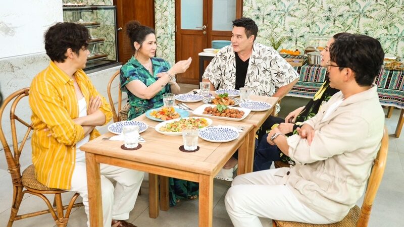 ตีท้ายครัว