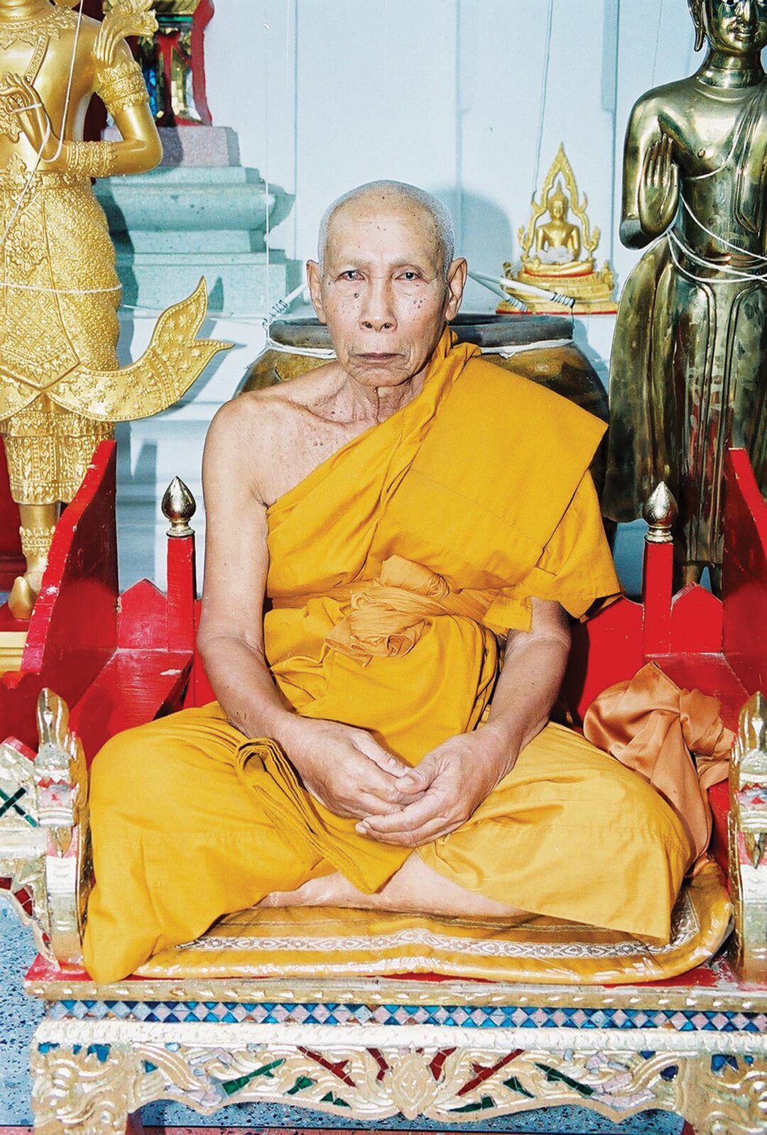 สกู๊ปพระเครื่อง - เหรียญรูปเหมือนรุ่นแรก หลวงปู่โทน วัดเขาน้อยฯ