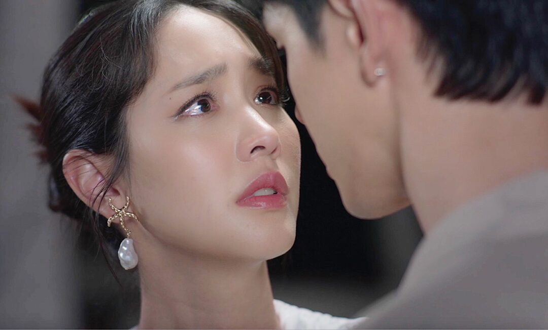 อาทิตย์ใส -  ‘มิน พีชญา’เปิดโลกใหม่ คุ้มค่าได้เล่น‘เกมรักปาฏิหาริย์’