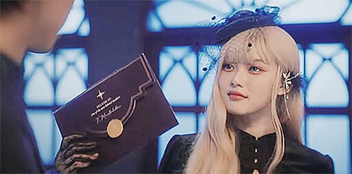 สกู๊ปบันเทิง - ‘เติร์ด’จับคู่จิ้น‘มาเบล’ ก้าวสู่โลก‘Achilles Curse’