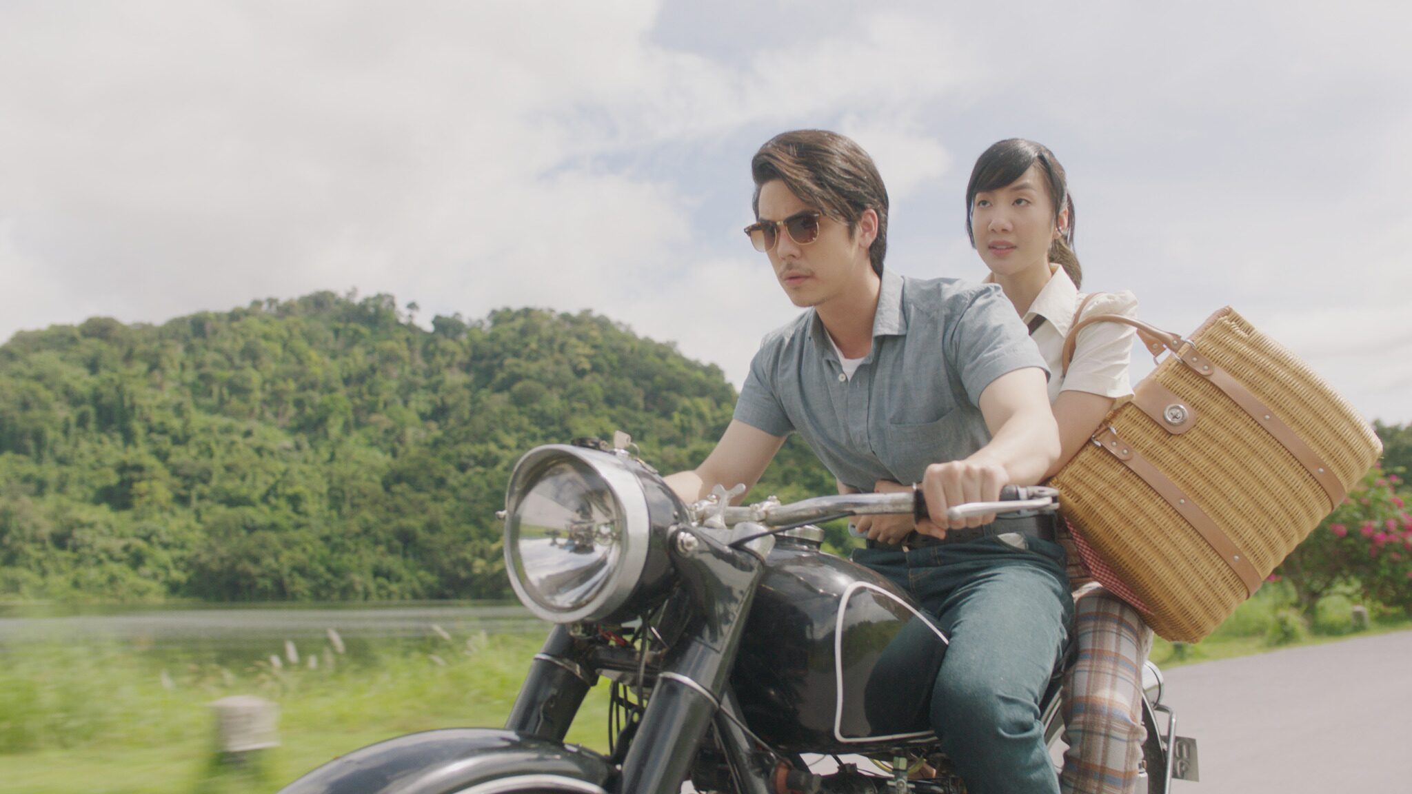 สกู๊ปบันเทิง - ‘พีช-เก้า’เปิดศึกเดือด ‘ศึกค้างคาวกินกล้วย’