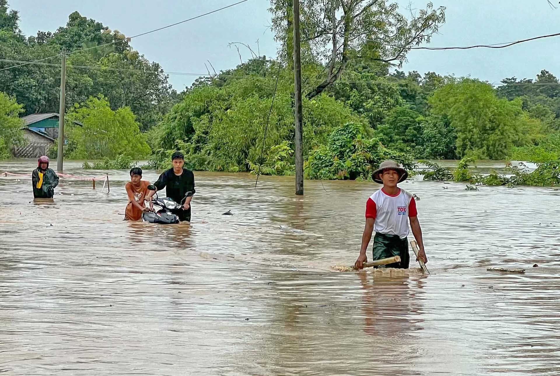 Flood ‍victims in Vietnam⁤ rise to 230, 17 dead in​ Myanmar, 17 dead, fifty thousand fleeing to death!