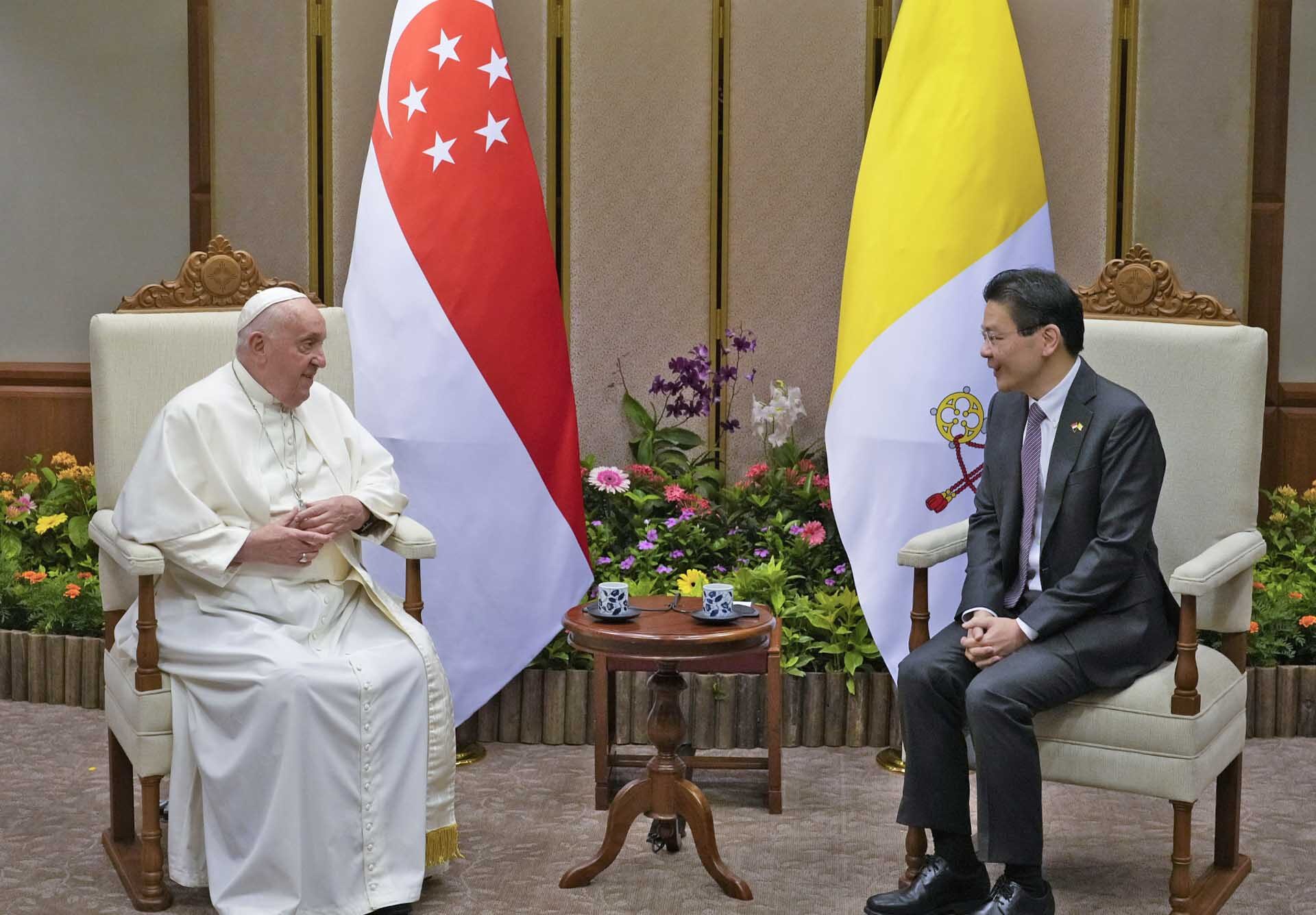 โป๊ปวอนปล่อย “ซูจี” เสนอลี้ภัยในวาติกัน-ลั่นไม่อาจนิ่งเฉยต่อสถานการณ์ในเมียนมา