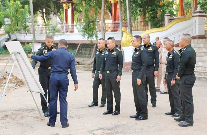 สดหน้าพระ - พลังบุญหน่วยทหารพัฒนา ทอดผ้าป่าวัดพระธาตุพนม