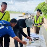 ตร.ท่องเที่ยวกระบี่ สุ่มตรวจสารเสพติด 60 ราย พนักงานขับรถ-เรือสาธารณะ