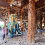 ถูกหวยหลายราย ชาวบ้านแห่อธิษฐานขอเลข ท้าวเวสสุวรรณ จุดธูปส่องเห็นชัดเล็งเสี่ยงดวง