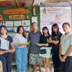 สศท. สืบสาน รักษาภูมิปัญญางานหัตถศิลป์ไทย สร้างสรรค์งานเรือฉลอมจิ๋ว