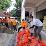 “ข้าวตราฉัตร” ผนึกกำลังเครือซีพี ช่วยเหลือผู้ประสบภัย จ.เชียงราย 