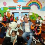 7 Kids Club ขวัญใจน้องๆ นักเรียนบูมไม่หยุด ตะลุยแต่งตัวเป็นพนง.เซเว่นฯ