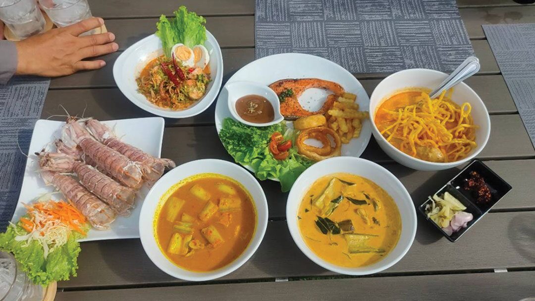อิ่มอร่อย - ‘เดอบัว คาเฟ่’สตูล ซีฟู้ดสด-อาหารพื้นถิ่นจุใจ