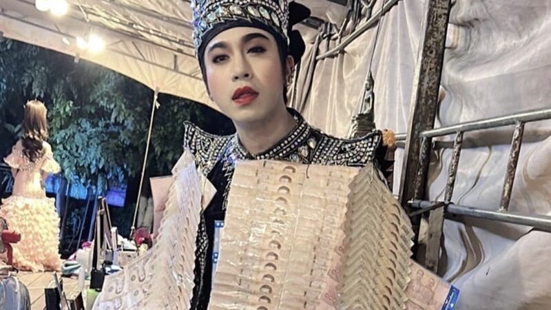 แน็กกี้ เดอะคอมเมเดี้ยน