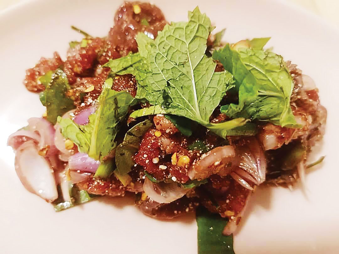 สวรรค์ในครัว - แซ่บนัว‘ลาบเป็ดอุบล’ ร้านลับเยาวราช-พลับพลาไชย