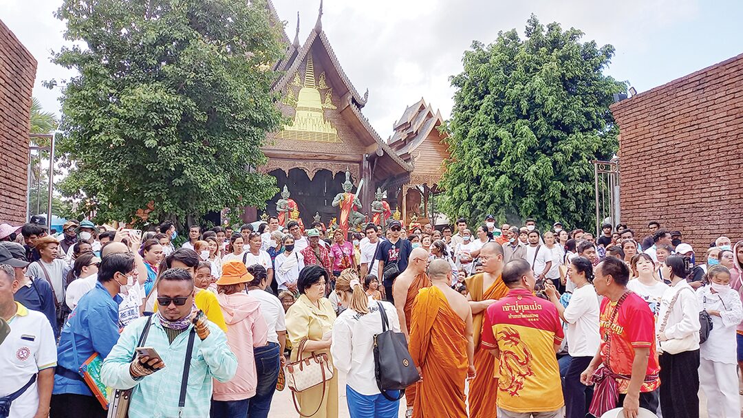 สดหน้าพระ - เหรียญหัวใจสุริยันต์-สมปรารถนา สมทบสร้างพุทธรูปวัดป่าวังน้ำเย็น