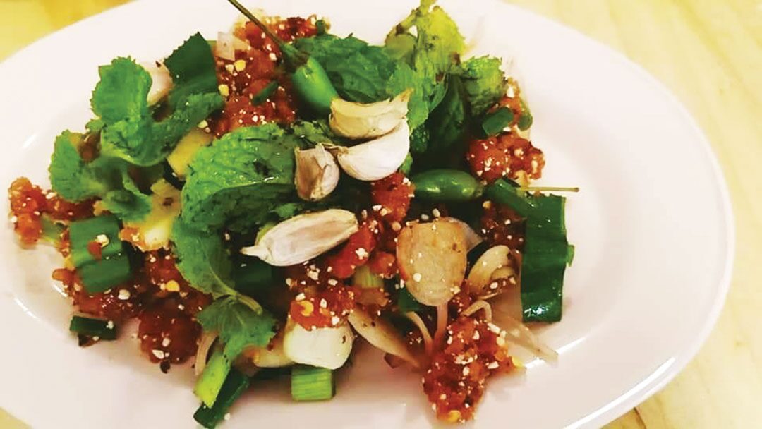 สวรรค์ในครัว - แซ่บนัว‘ลาบเป็ดอุบล’ ร้านลับเยาวราช-พลับพลาไชย